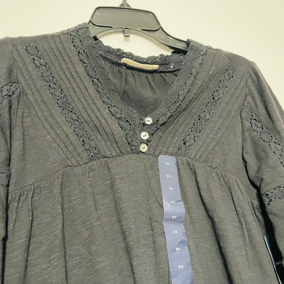 Lucky Brand Black Lace Long Sleeve Peasant Top - Picture 5 of 13